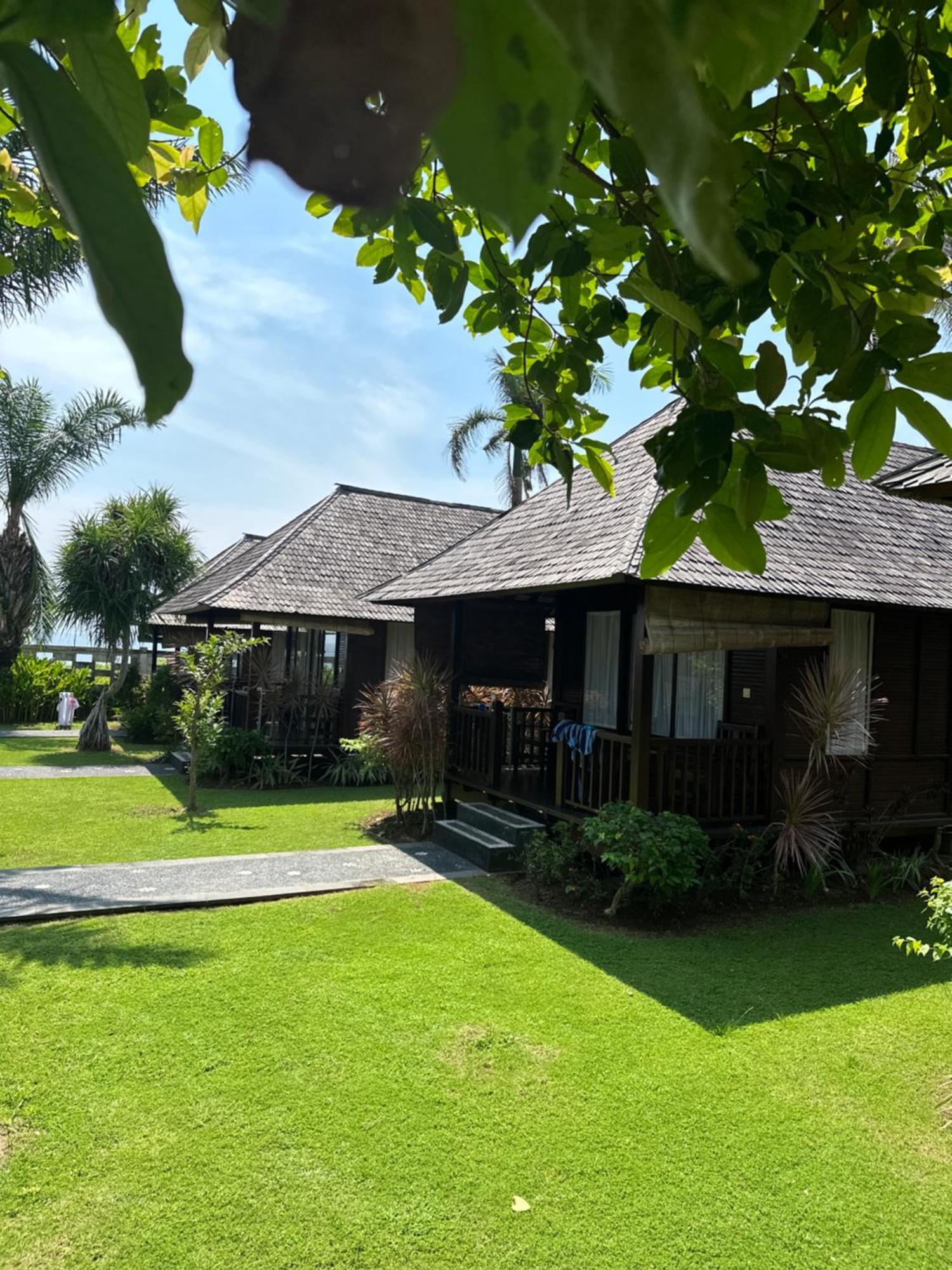 ג'ימבאראן Balangan Surf Resort מראה חיצוני תמונה